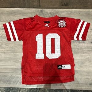 Kid’s Adidas Nebraska Cornhuskers football jersey shirt, Size medium (5/6)